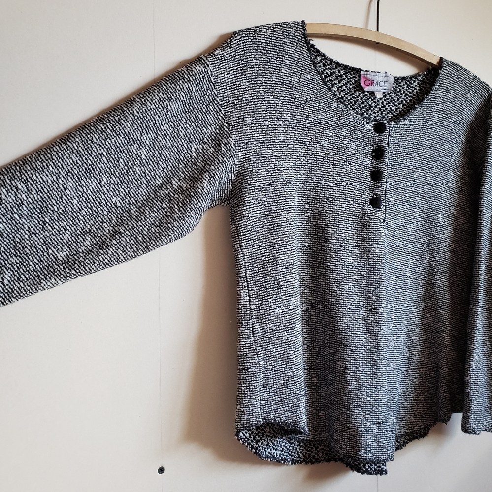 vintage black and white vintage knit 1980s cozy cropped Sweater, women's size M - Picture 3 of 15
